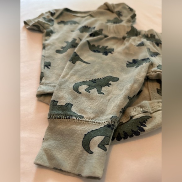 Matching dino set onesie and pants - Picture 8 of 9